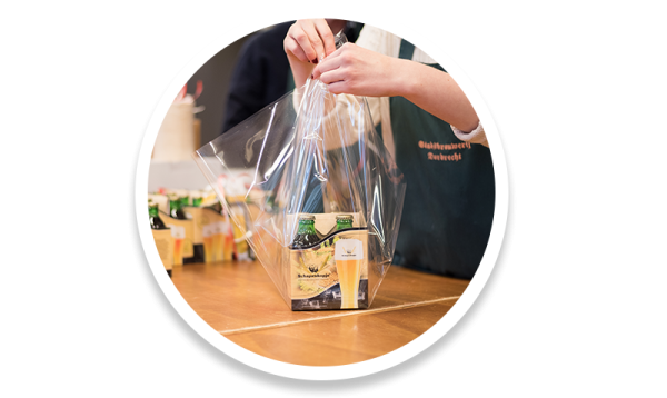 Afbeelding: 4 flesjes in cadeauverpakking (2afbeelding-vier-cadeaus-brouwerij-stichtingstadsbrouwerijdordrecht_1920x0.png)